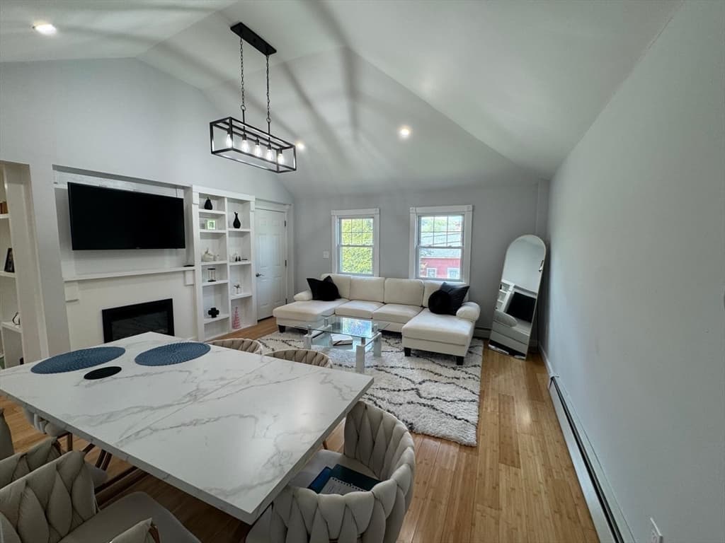 345 West St, Leominster MA 01453 photo 10