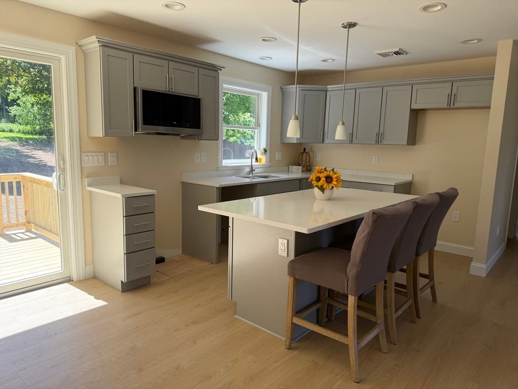 Single Family Residence at 25 Edson Ave, Rutland MA 01543, photo 6 of 34