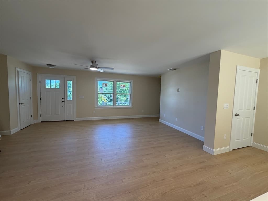 Single Family Residence at 25 Edson Ave, Rutland MA 01543, photo 10 of 34
