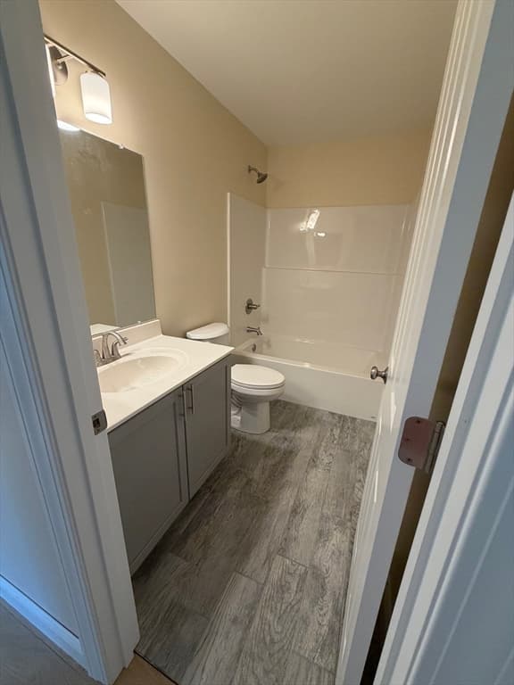 Single Family Residence at 25 Edson Ave, Rutland MA 01543, photo 11 of 34