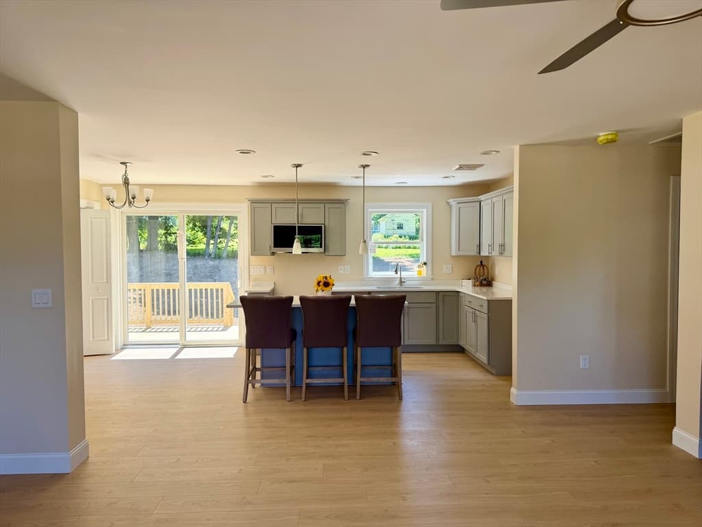 Single Family Residence at 25 Edson Ave, Rutland MA 01543, photo 8 of 34