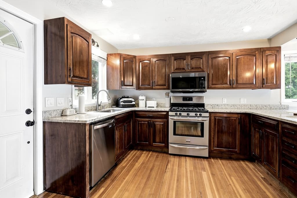 Single Family Residence at 27 Stebbins Street, Ludlow MA 01056, photo 15 of 34