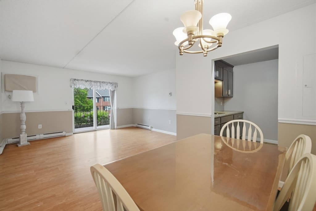 Condominium at 36 Maple Crest Cir # F, Holyoke MA 01040, Holyoke, photo 3 of 16