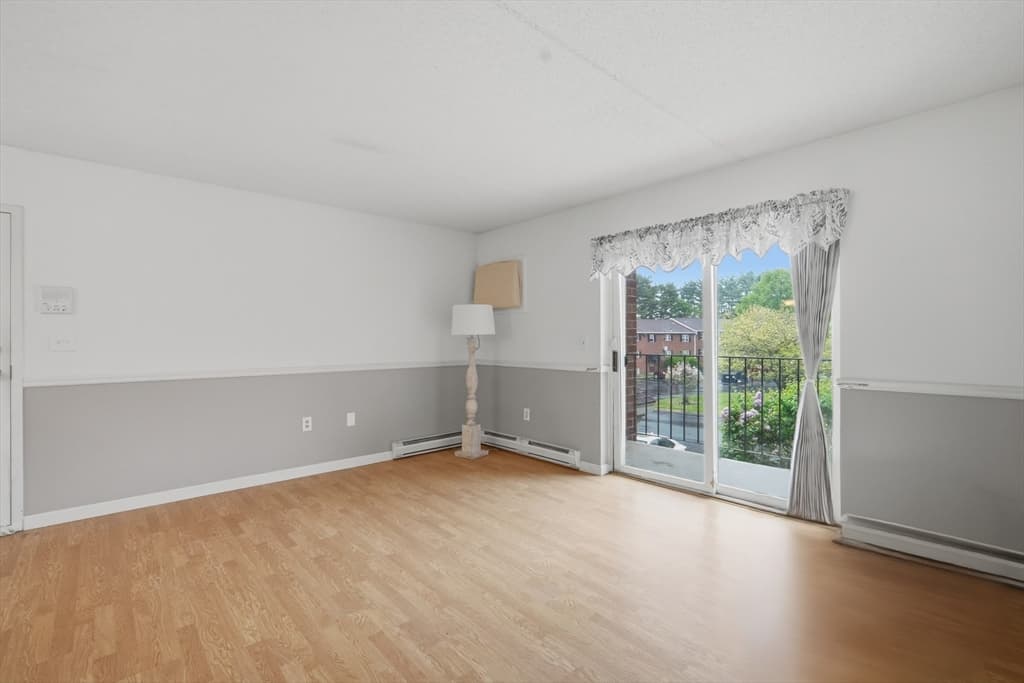 Condominium at 36 Maple Crest Cir # F, Holyoke MA 01040, Holyoke, photo 5 of 16
