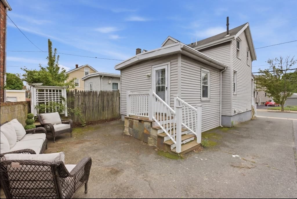Single Family Residence at 186 West St, Malden MA 02148, photo 20 of 23