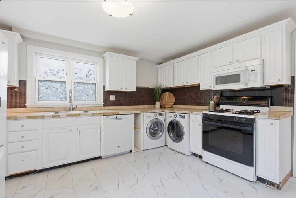 Single Family Residence at 186 West St, Malden MA 02148, photo 18 of 23