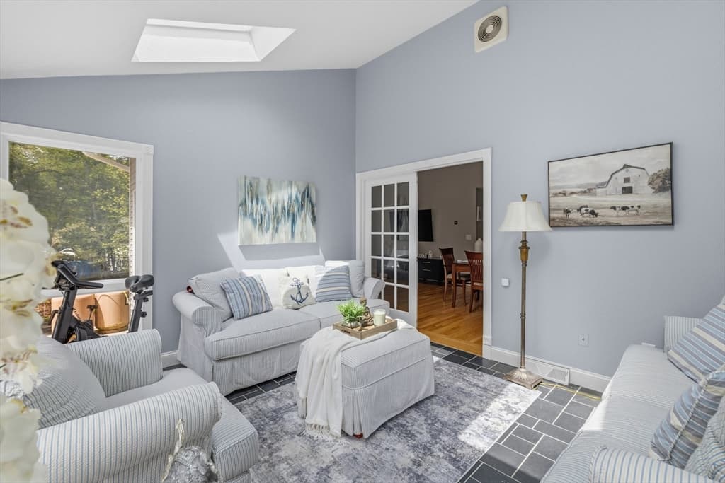 61 Montgomery, Lakeville MA 02347 photo 6