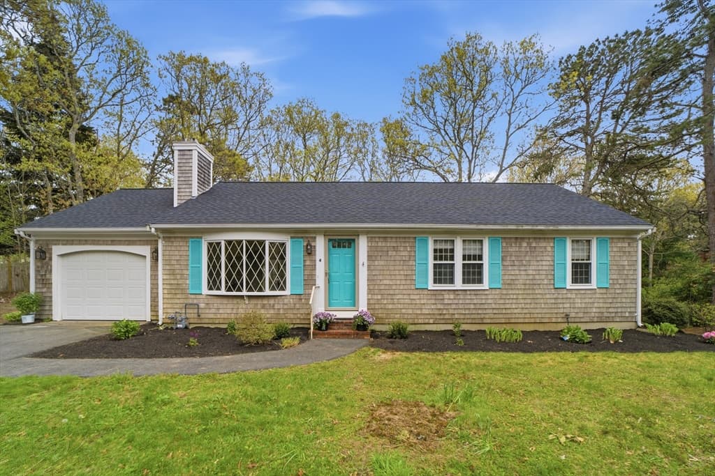 4 Bourne Hay Road, Sandwich MA 02563