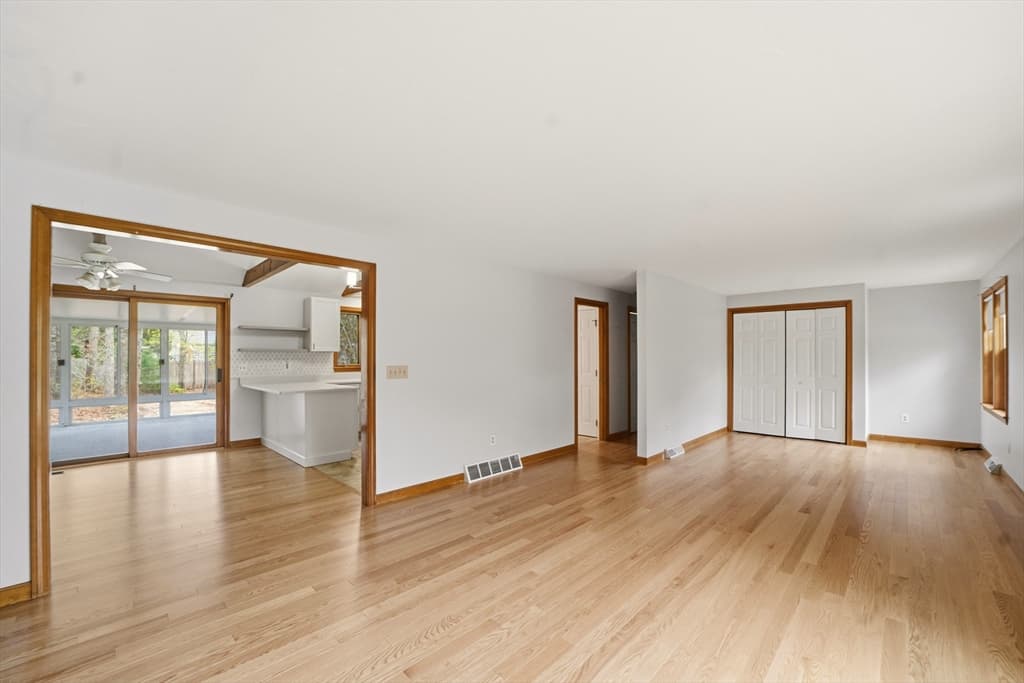 Single Family Residence at 4 Bourne Hay Road, Sandwich MA 02563, photo 5 of 18