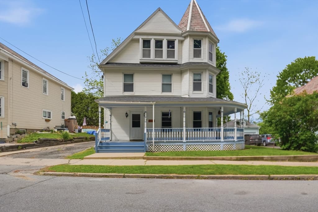 17 Bobs Hl, Adams MA 01220