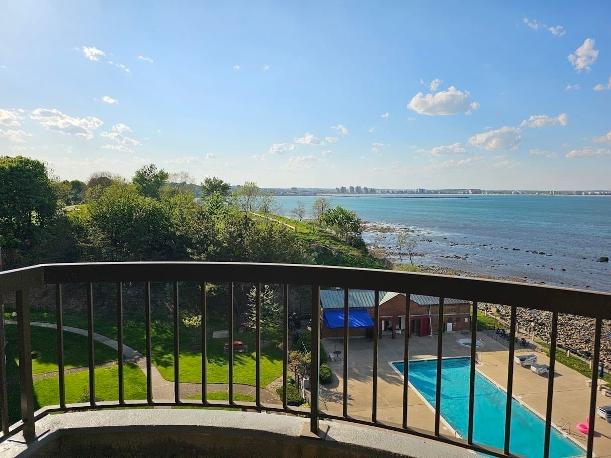 Condominium at 3 Seal Harbor Rd # 632, Winthrop MA 02152, Winthrop, photo 8 of 42