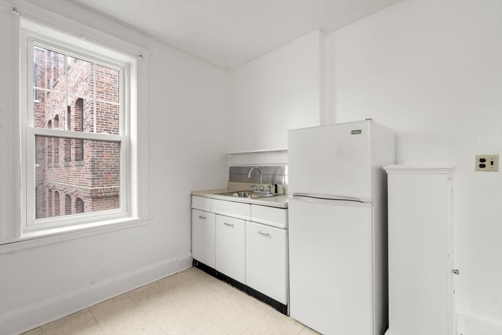 Condominium at 97 Chester St # 8, Boston MA 02134, photo 6 of 19