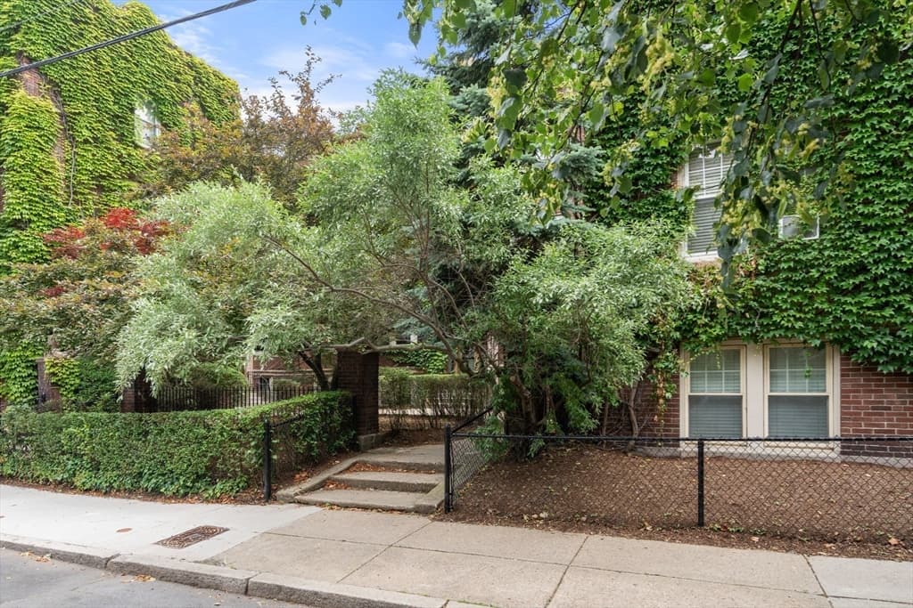 Condominium at 97 Chester St # 8, Boston MA 02134, photo 18 of 19