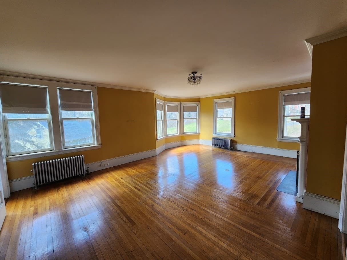 Single Family Residence at 31 Buena Vista Plz, Springfield MA 01108, Springfield, photo 32 of 42