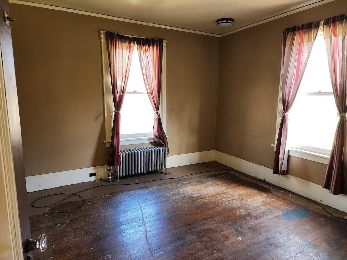 Single Family Residence at 31 Buena Vista Plz, Springfield MA 01108, Springfield, photo 19 of 42