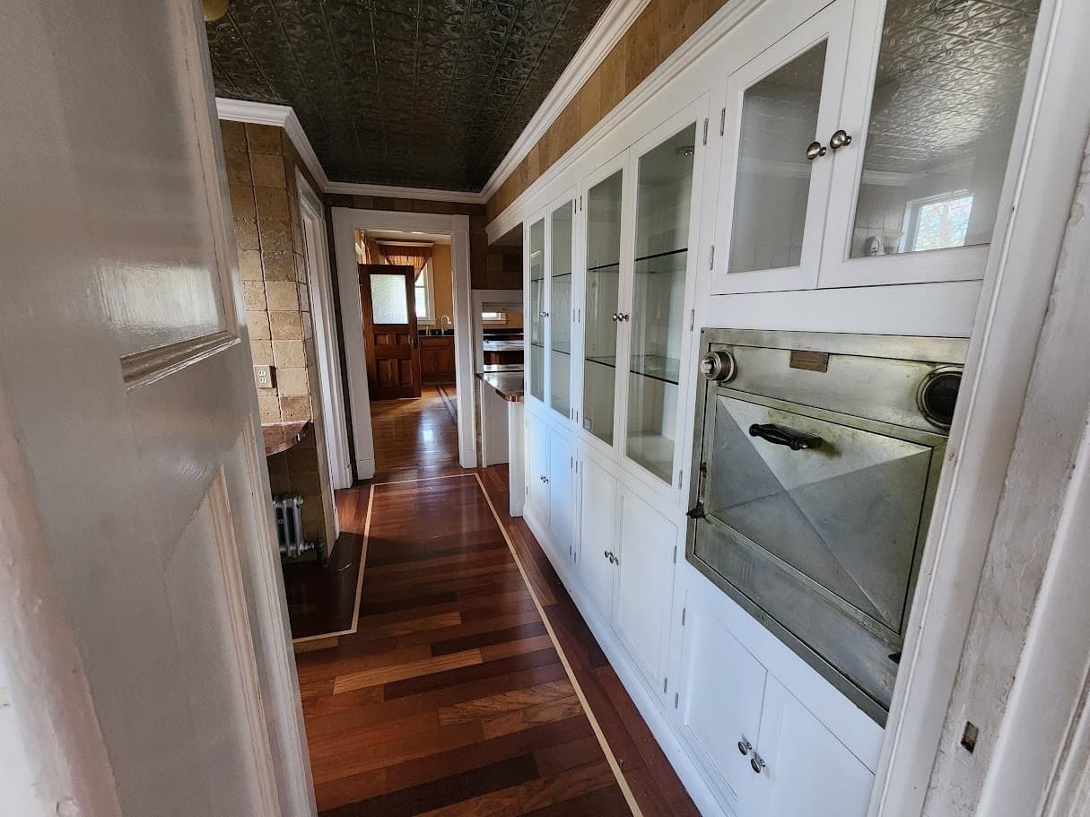 Single Family Residence at 31 Buena Vista Plz, Springfield MA 01108, Springfield, photo 8 of 42