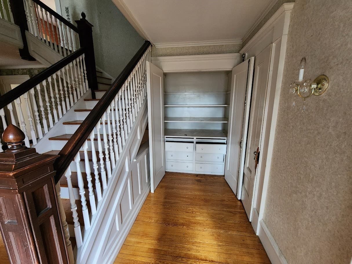 Single Family Residence at 31 Buena Vista Plz, Springfield MA 01108, Springfield, photo 21 of 42