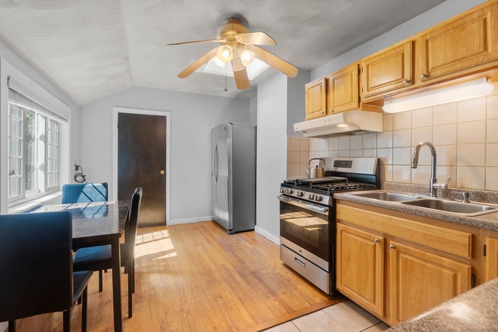 Single Family Residence at 101 Mount Pleasant Ave, Boston MA 02119, Boston, photo 13 of 30