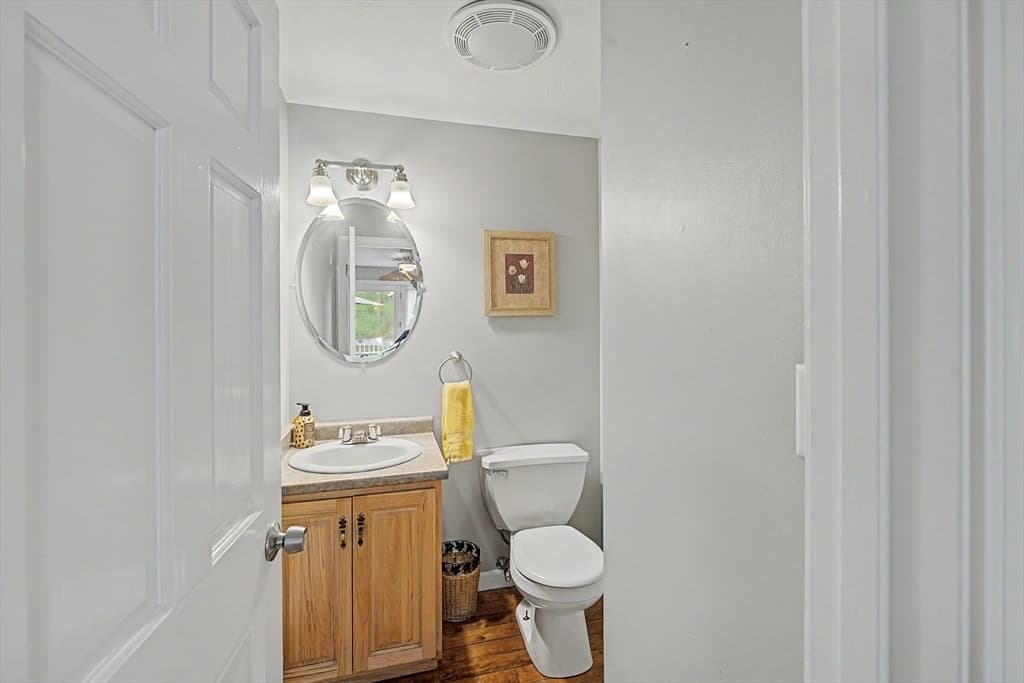 29 West Laurier Street, Haverhill MA 01832 photo 17