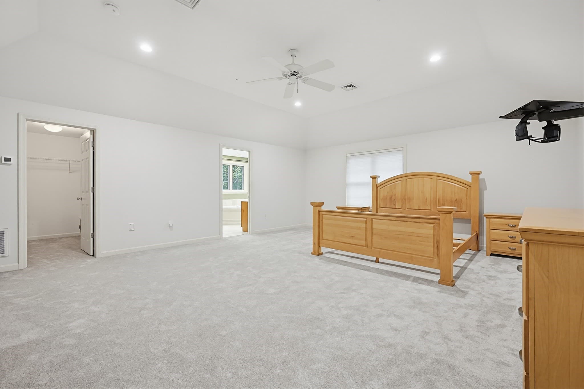 Single Family Residence at 10 Essex St, Douglas MA 01516, photo 36 of 42