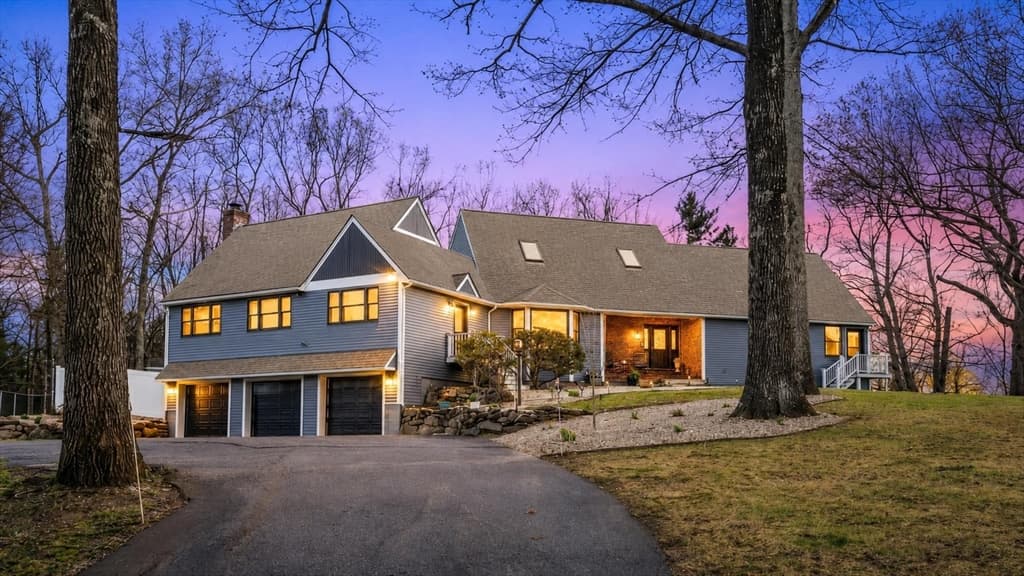 99 Longview Street, Palmer MA 01069