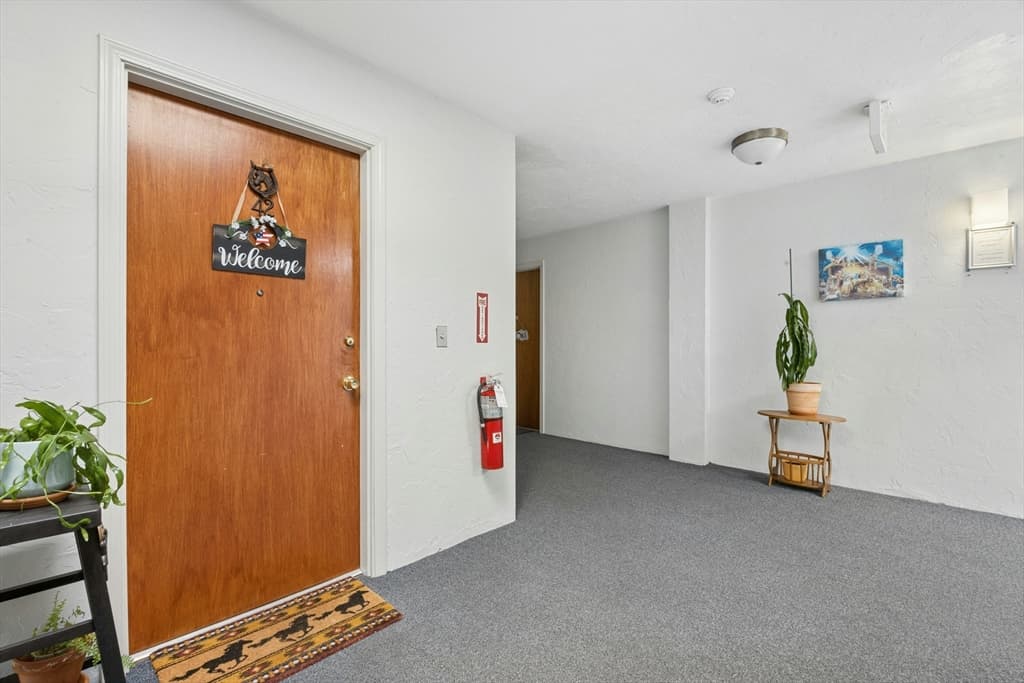 Condominium at 395 Merrimack St # 42, Methuen MA 01844, Methuen, photo 5 of 32