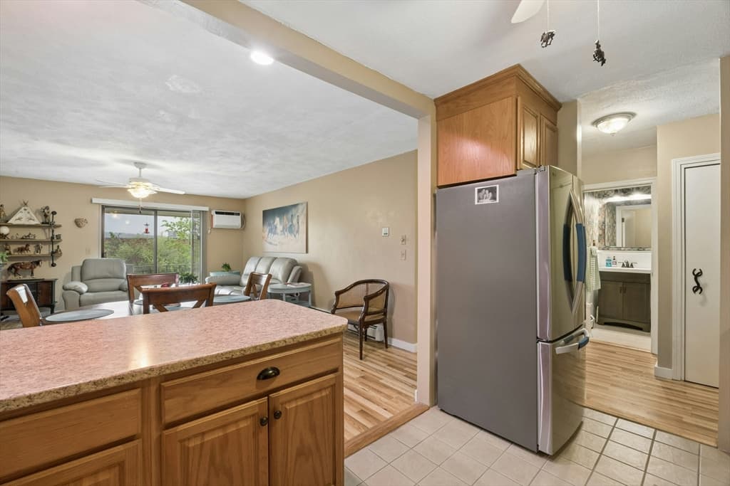 Condominium at 395 Merrimack St # 42, Methuen MA 01844, Methuen, photo 18 of 32
