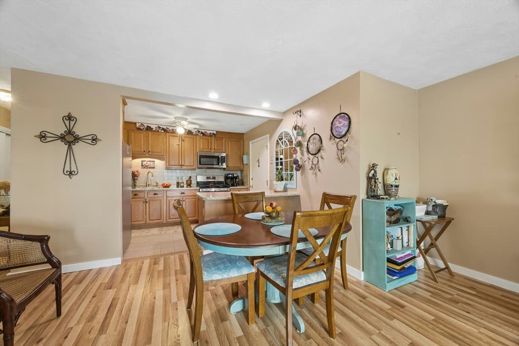 Condominium at 395 Merrimack St # 42, Methuen MA 01844, Methuen, photo 11 of 32