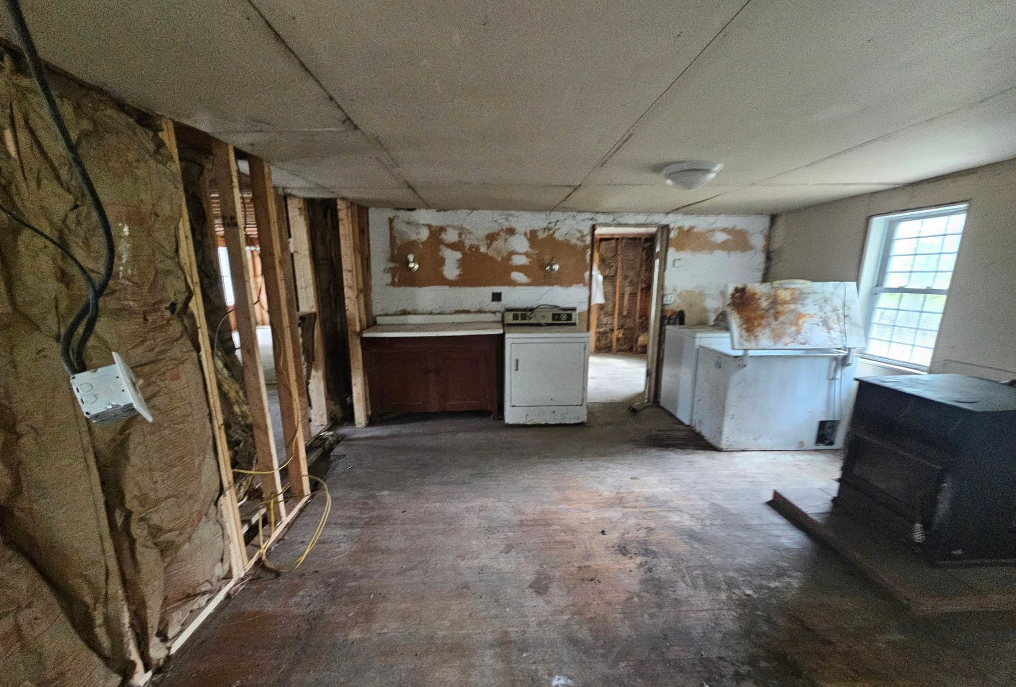 Single Family Residence at 1 Crane Rd, Chester MA 01011, Chester, photo 7 of 12