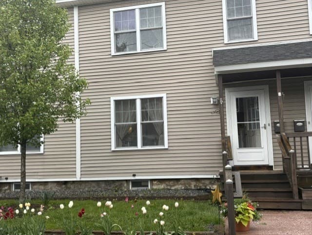 Condominium at 31 Taft Street # 31, North Adams MA 01247, photo 2 of 25