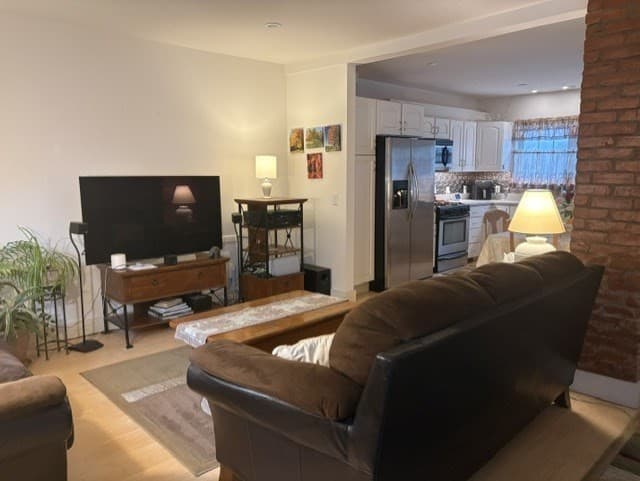 Condominium at 31 Taft Street # 31, North Adams MA 01247, photo 4 of 25