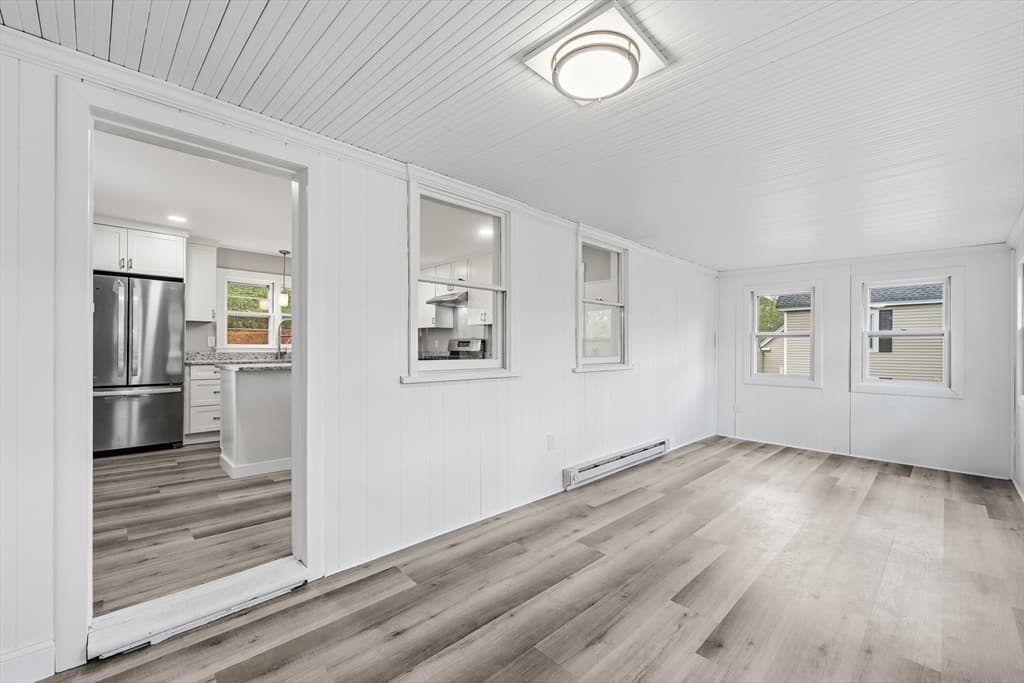 28 W Prescott St, Westford MA 01886 photo 2