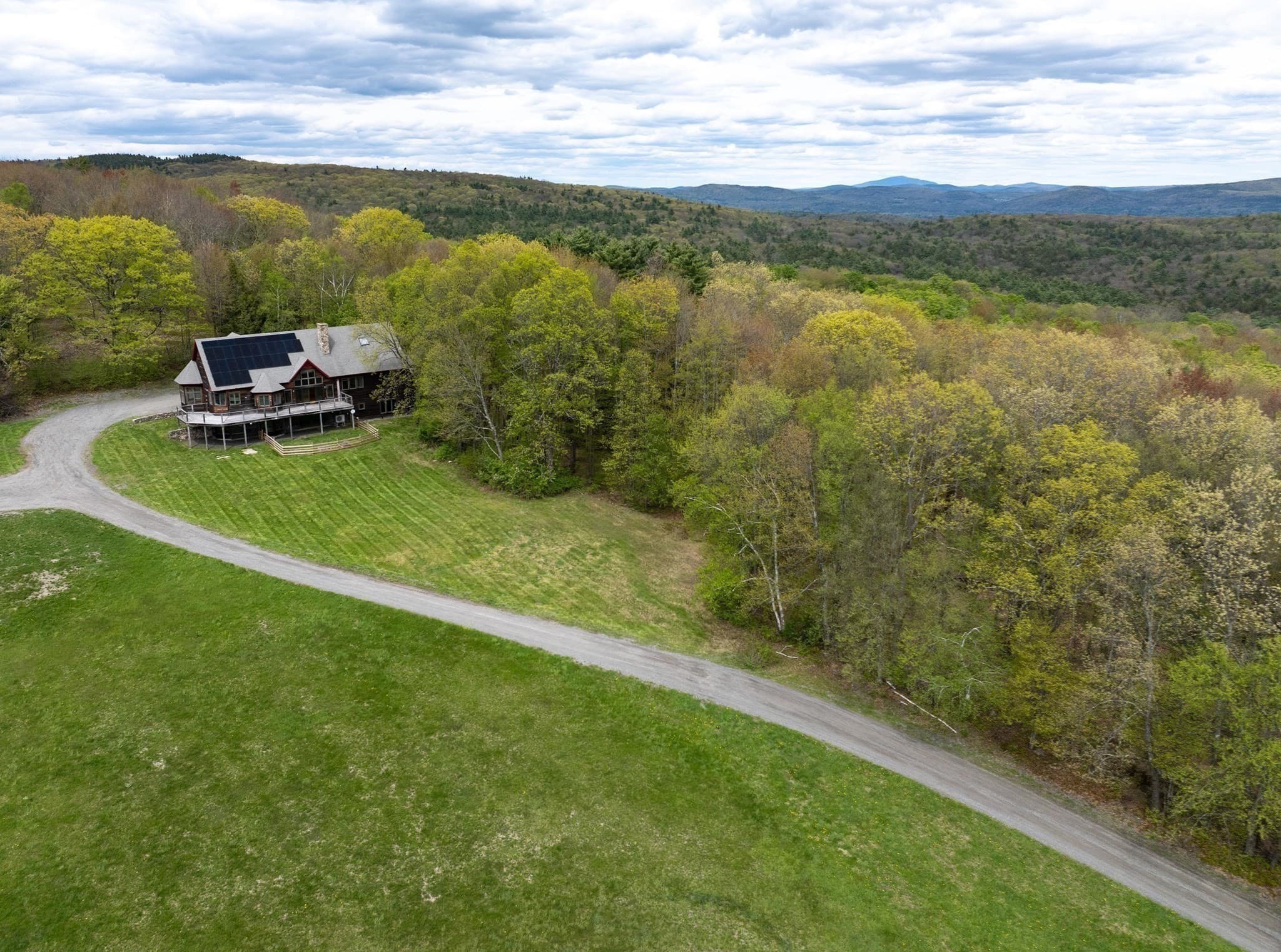 184 West Rd, Bernardston MA 01337