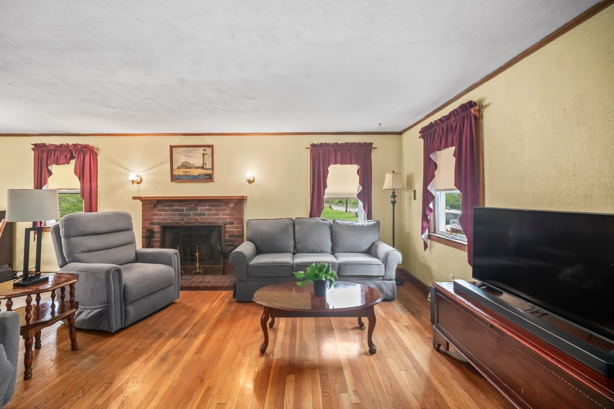 Single Family Residence at 105 Ann Vinal Rd, Scituate MA 02066, photo 8 of 26