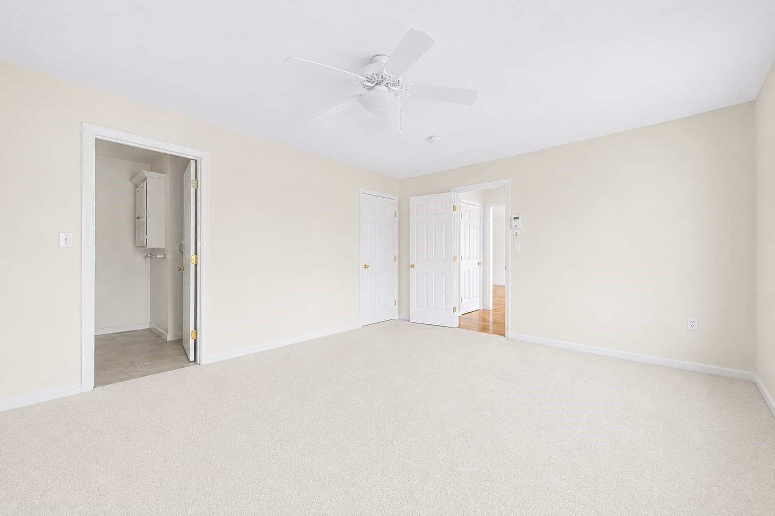 Condominium at 3 Oak View Ter # 3, Franklin MA 02038, photo 12 of 38