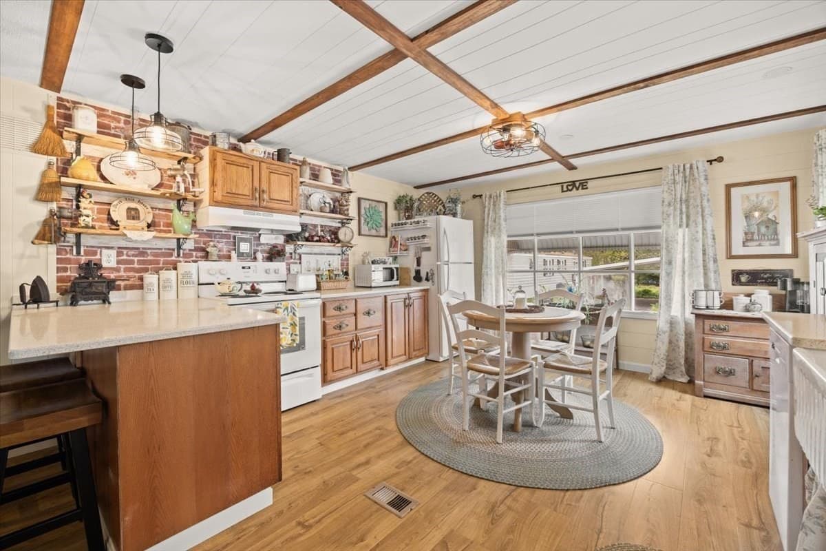 Mobile Home at 13 Southway, Taunton MA 02780, photo 17 of 28