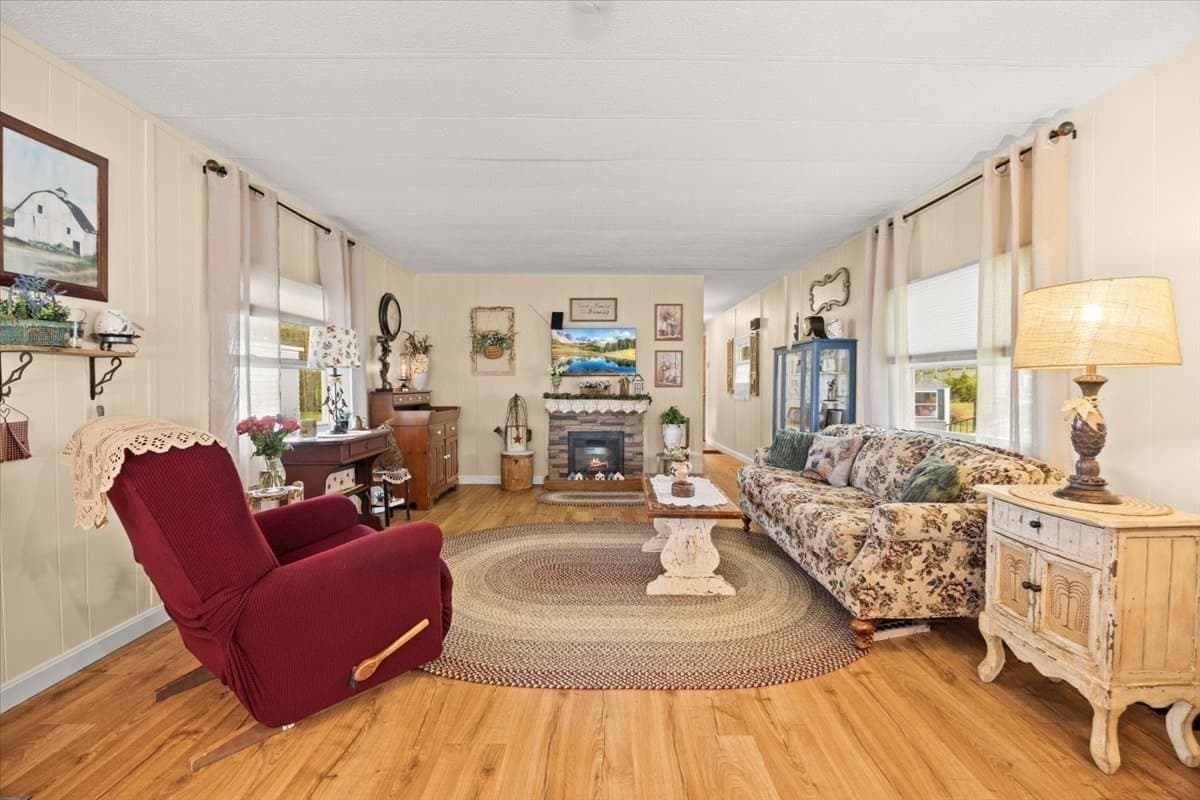 Mobile Home at 13 Southway, Taunton MA 02780, photo 12 of 28