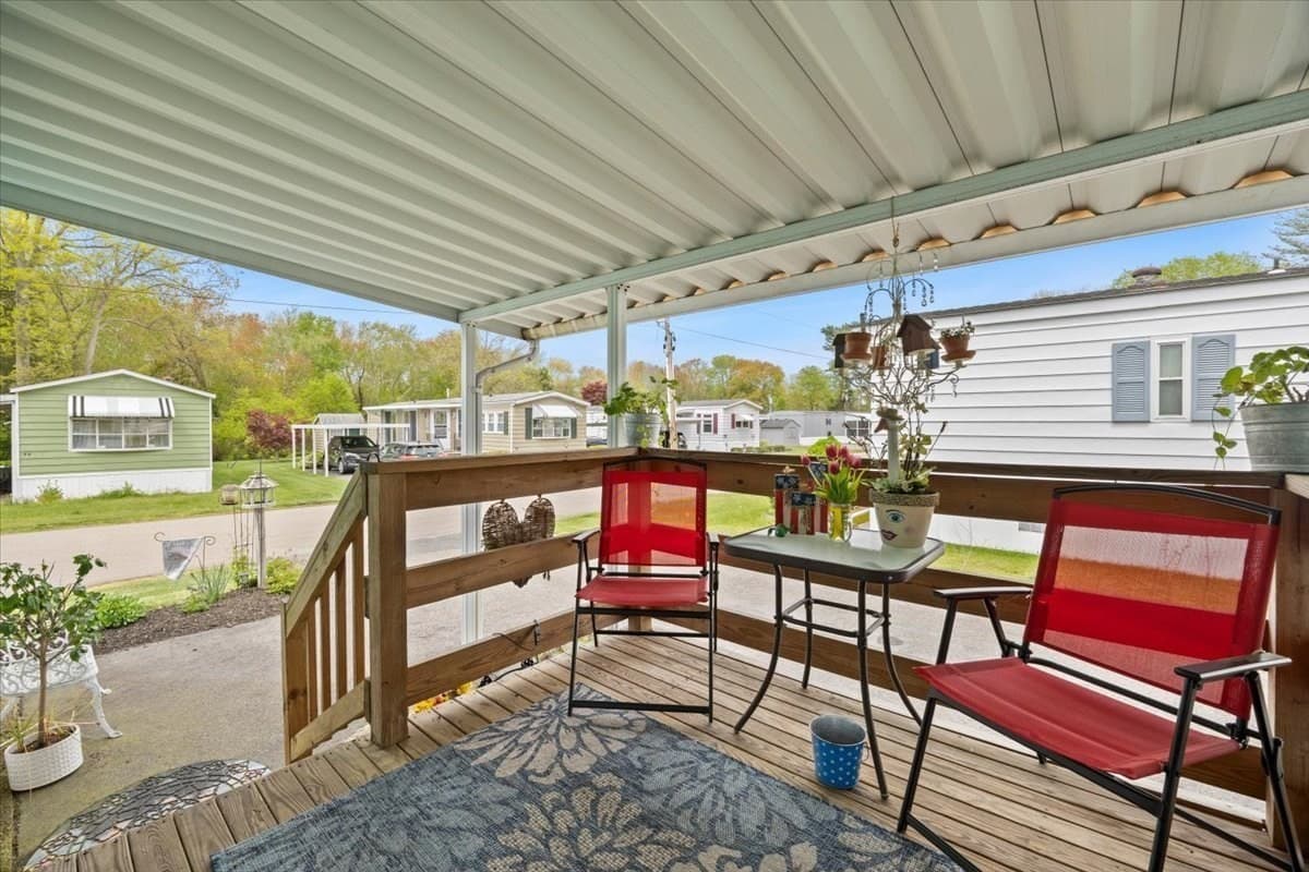 Mobile Home at 13 Southway, Taunton MA 02780, photo 7 of 28