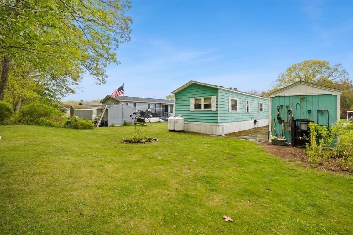 Mobile Home at 13 Southway, Taunton MA 02780, photo 5 of 28
