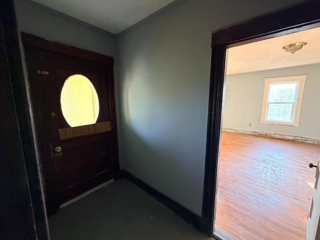 4 Family at 32 Mount Globe St, Fitchburg MA 01420, photo 26 of 32