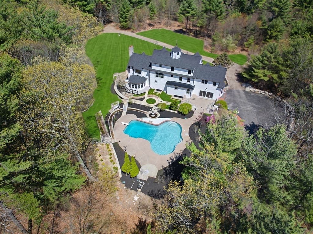 175 Pleasant St, Upton MA 01568 photo 36