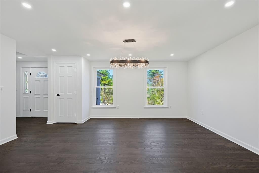 175 Pleasant St, Upton MA 01568 photo 14