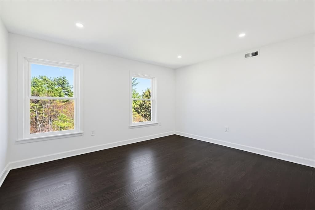 175 Pleasant St, Upton MA 01568 photo 18