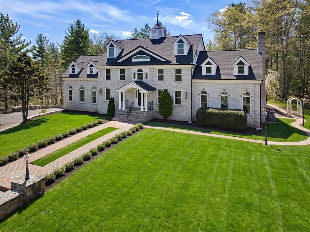175 Pleasant St, Upton MA 01568 photo 35