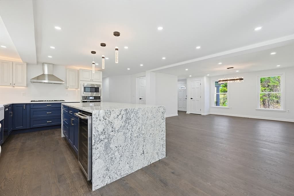 175 Pleasant St, Upton MA 01568 photo 8