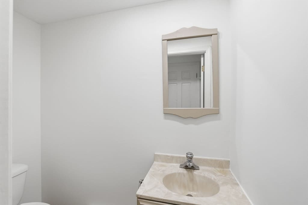 374 Davisville Rd # 4, Falmouth MA 02536 photo 18