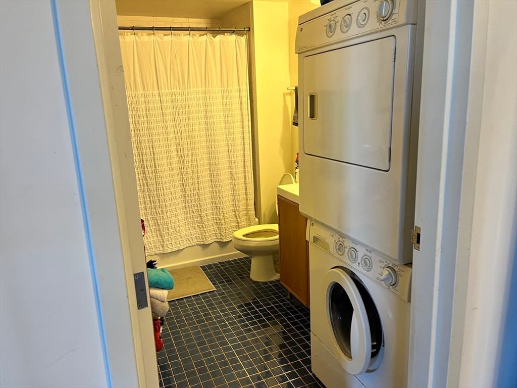 Condominium at 60 Dudley # 25, Chelsea MA 02150, Chelsea, photo 7 of 9
