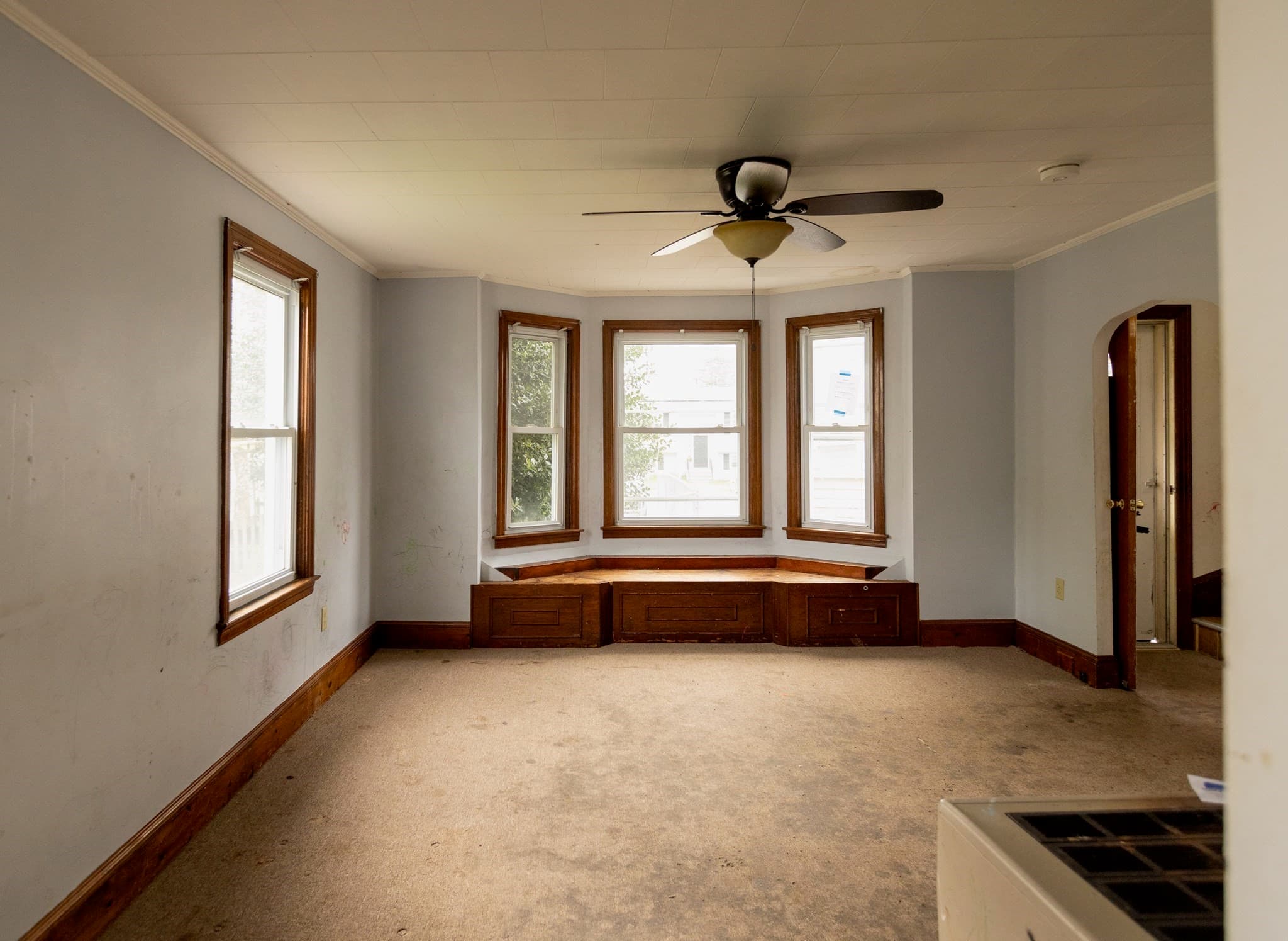 Single Family Residence at 518 Snell St, Fall River MA 02721, photo 13 of 22