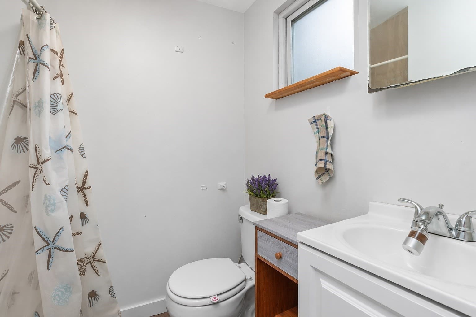 3 Family at 8 Colliston Rd, Boston MA 02135, photo 11 of 40