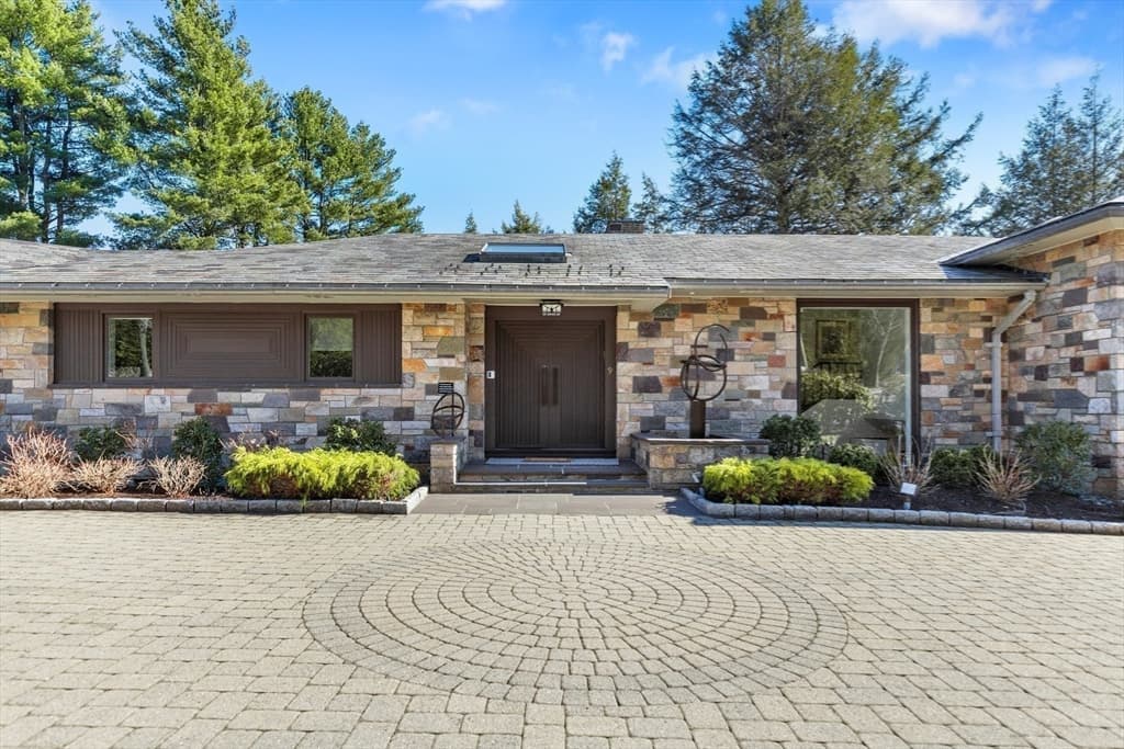 9 Singletree Rd, Brookline MA 02467 photo 12